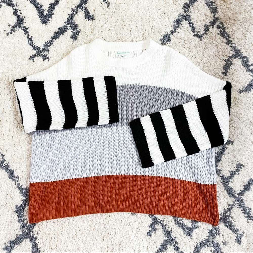 Women’s stripe sweater